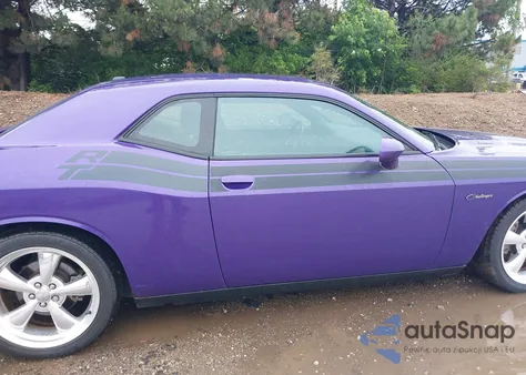 2013 Dodge Challenger R/T Classic z USA, uszkodzony, nr VIN 2C3CDYBT0DH671598